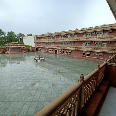 Hotel Rajwada palace Orchha Bagian luar foto