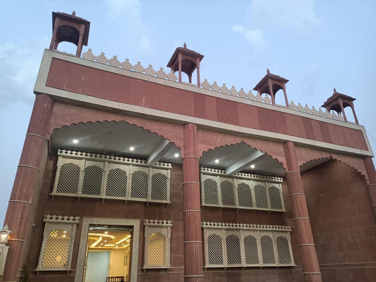 Hotel Rajwada palace Orchha Bagian luar foto