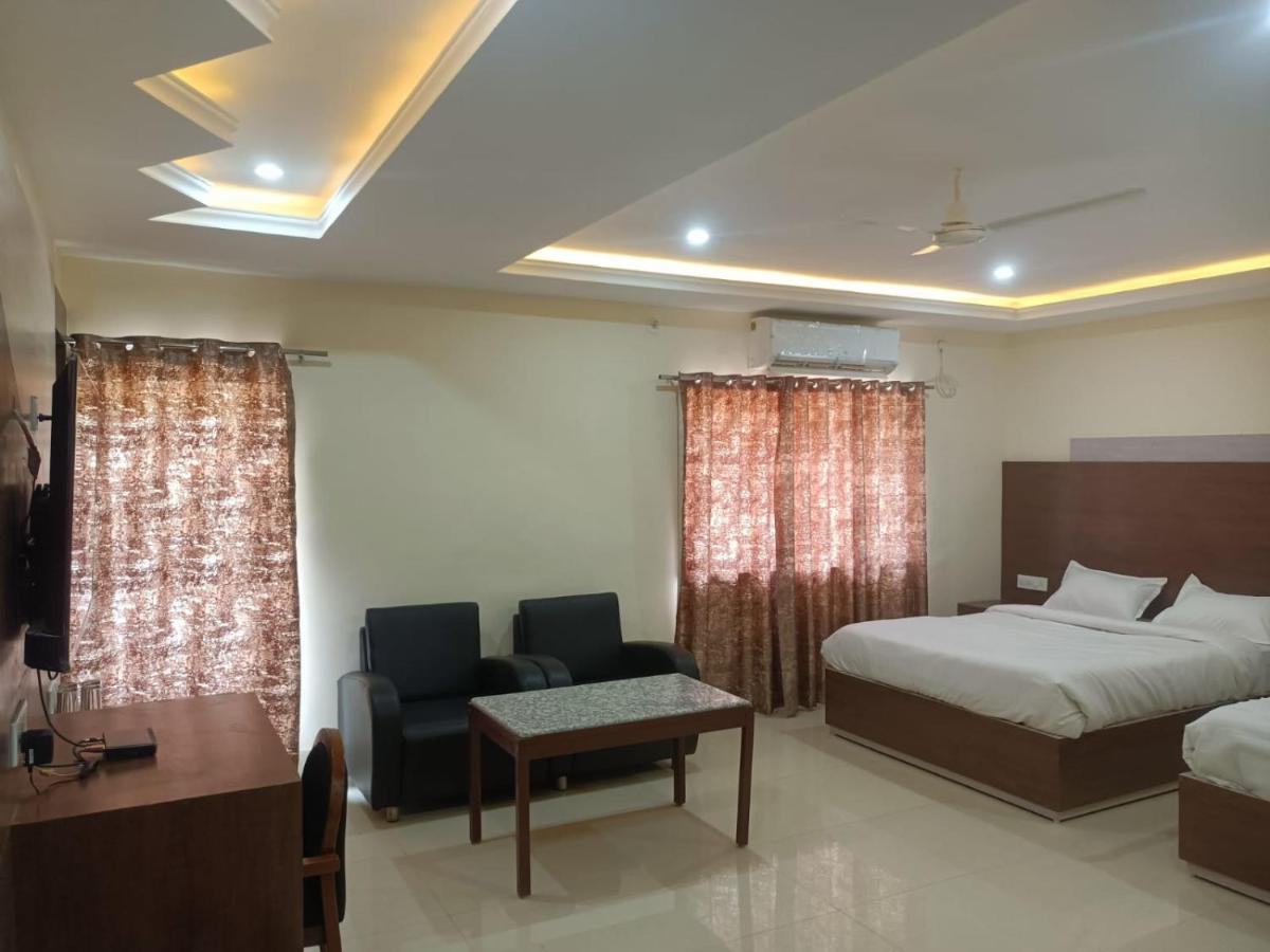 Hotel Rajwada palace Orchha Bagian luar foto