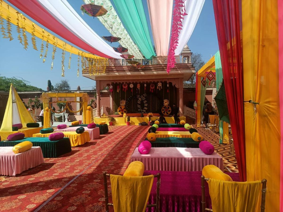 Hotel Rajwada palace Orchha Bagian luar foto